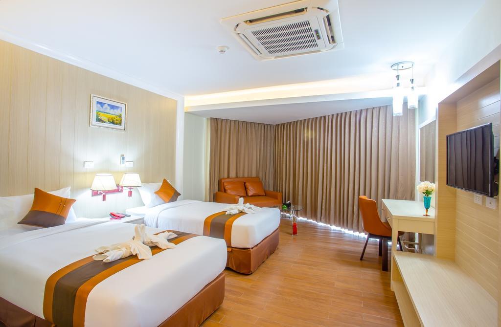 Saint Tropez Beach Hotel Chanthaburi Rom bilde