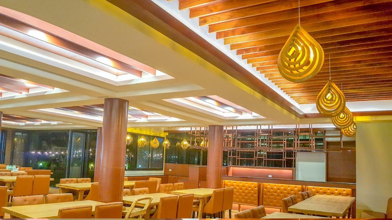 Saint Tropez Beach Hotel Chanthaburi Eksteriør bilde